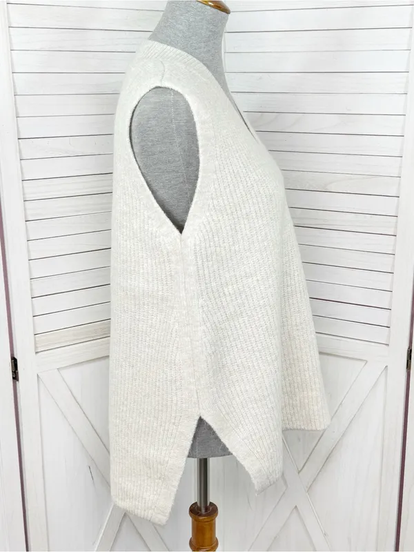Vince Camuto Oversized V Neck Sleeveless Sweater Vest Beige Small Heritage - Image 3