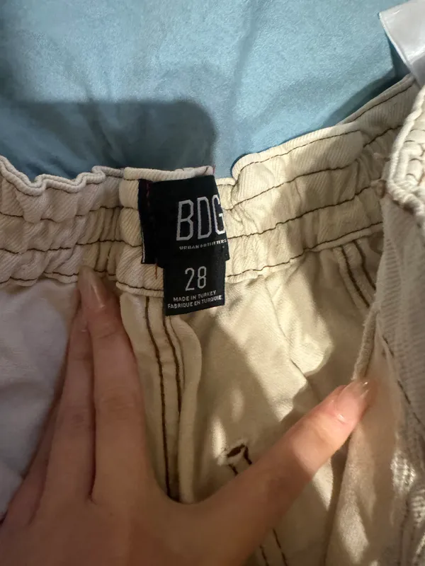 Urban Outfitters Bdg Tan Cargo Pants - Image 5