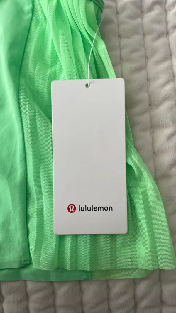 Lululemon Side Pleats Tennis Tank Green size 0 - Image 4