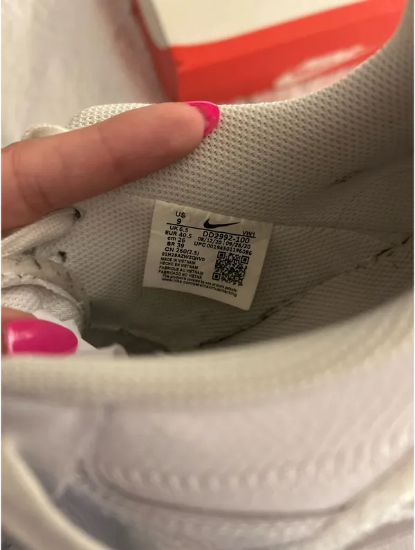 White Nike Court Vision Low Sneakers Women’s 9 - Image 5