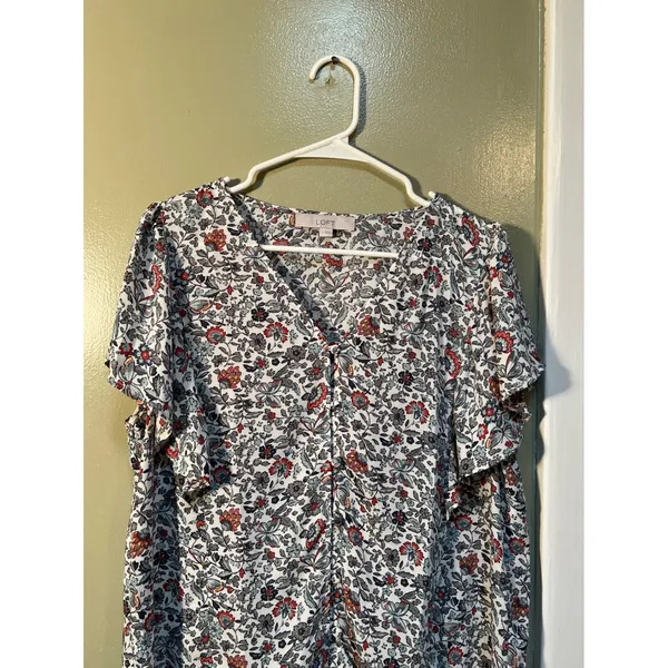 Loft Womens Size Large Blouse Short Flutter Sleeve Button Front Floral Butterfly - Image 4