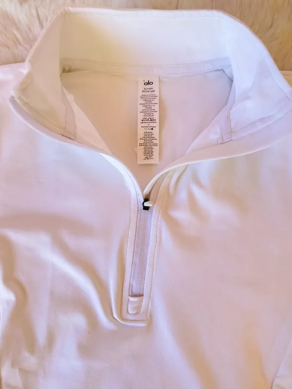Alo Alosoft 1/2 Zip Pullover white Small - Image 2