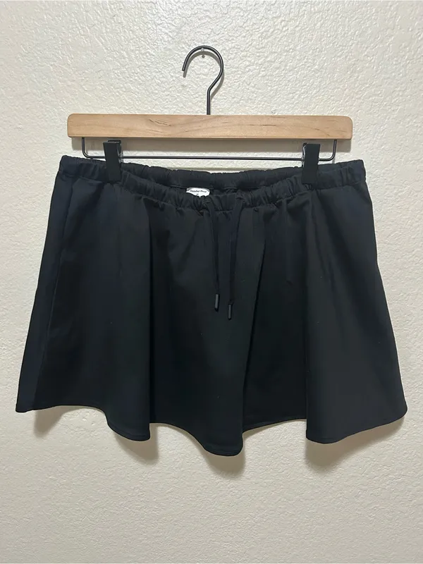 Aritzia Sunday Best Boba Skirt Black Low Rise Micro Mini Skirt Medium - Image 2