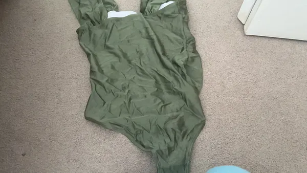 Green bathing suit Size M - Image 4