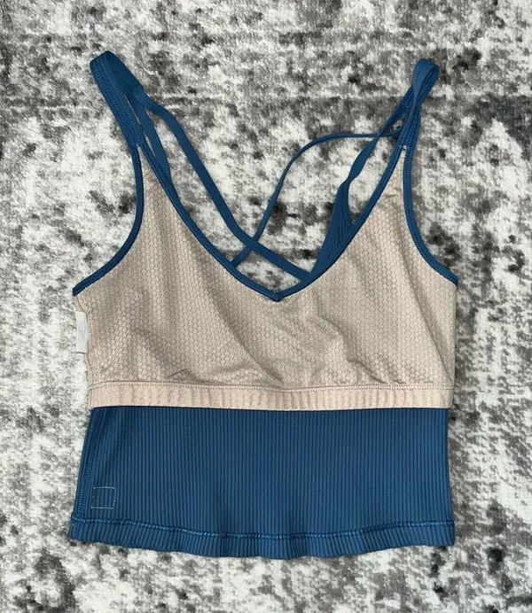 Vuori Rib Crop Tank Top - Image 3