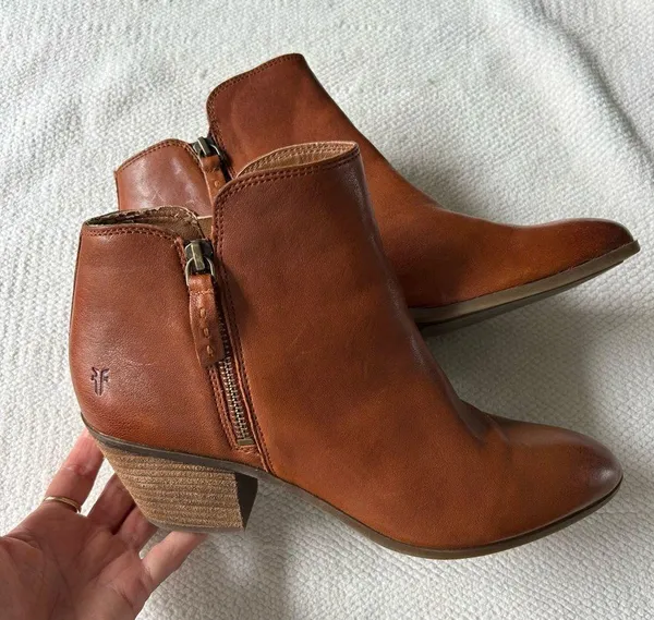 Frye  Tan Leather Ankle Boots - Image 2
