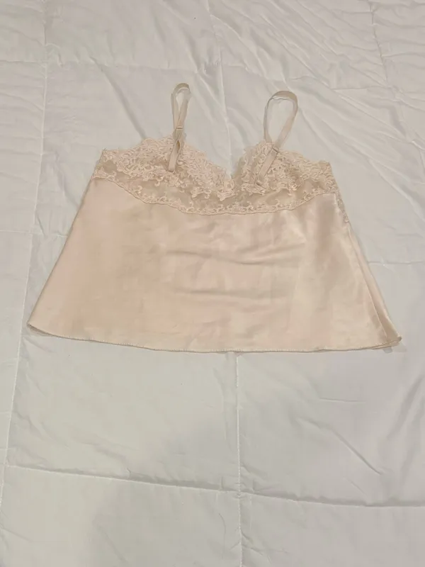 Wacoal Lace Trim Satin Camisole Top - Cream/Ivory - Women’s Size M - Image 2