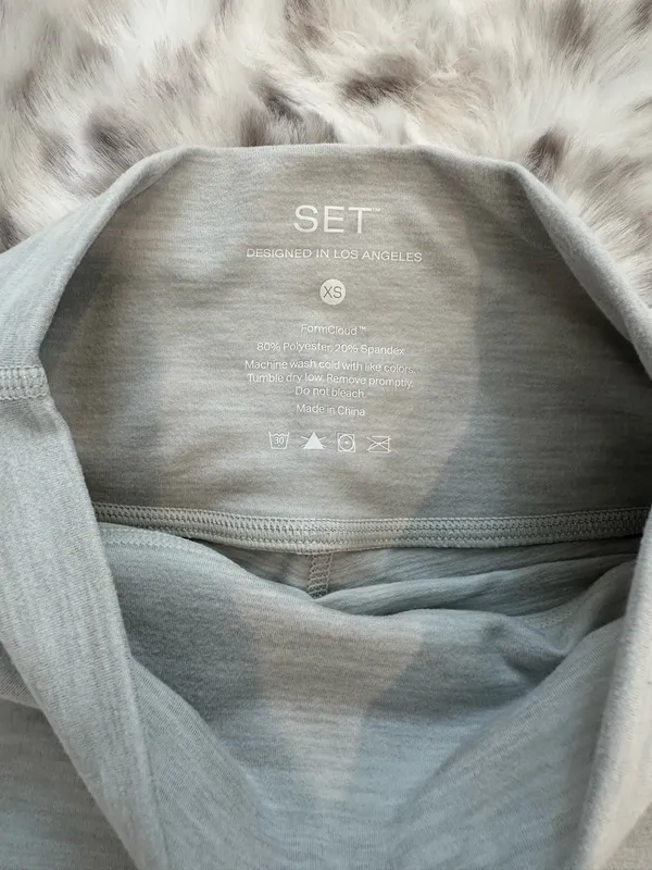 Set Active Gray Biker Shorts - Image 2