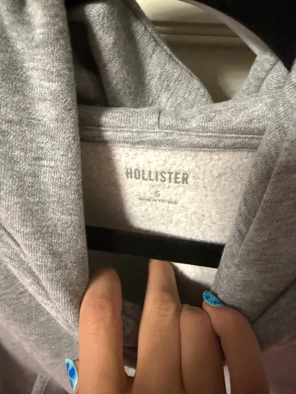 Hollister gray hoodie - Image 3