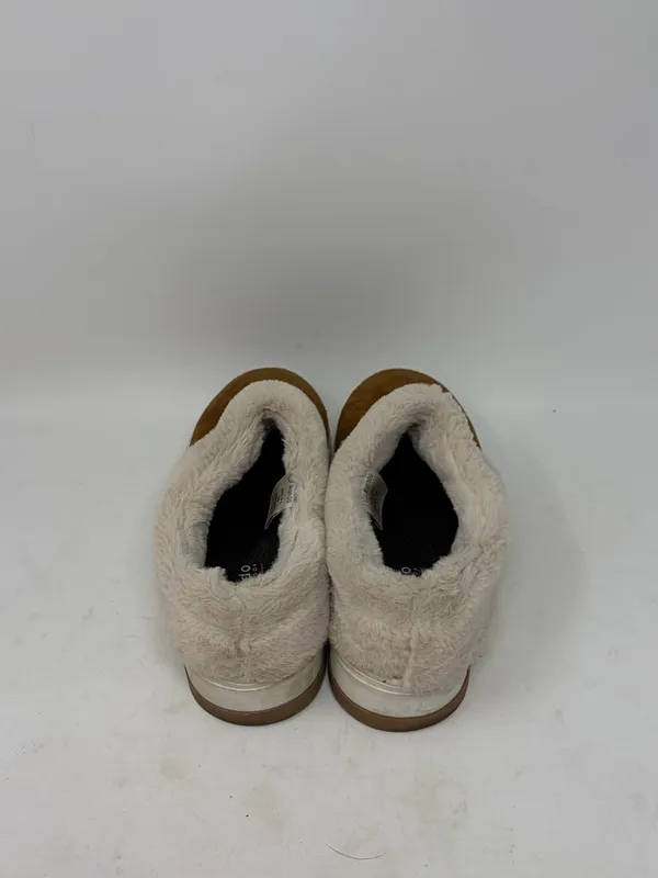 Blondo Suri Waterproof Slipper Size 7.5 - Image 4