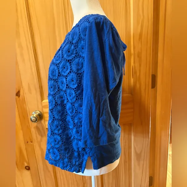 J. Crew Royal Blue 3/4 sleeve cotton eyelet top women’s L - Image 3