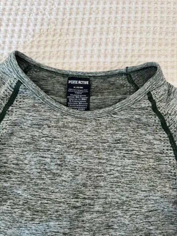 PINK Active Victoria's Secret Top - Image 3