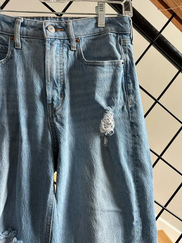 Old Navy Ski Hi Wide-Leg Jeans - Image 3