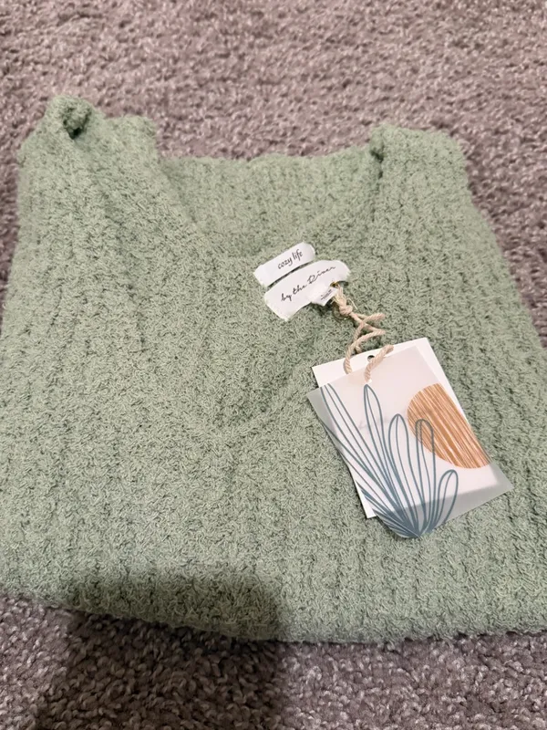 Cottagecore Sage Green Fuzzy Knit Tank Top Blu Pepper Cozy Life Size L NWT - Image 3