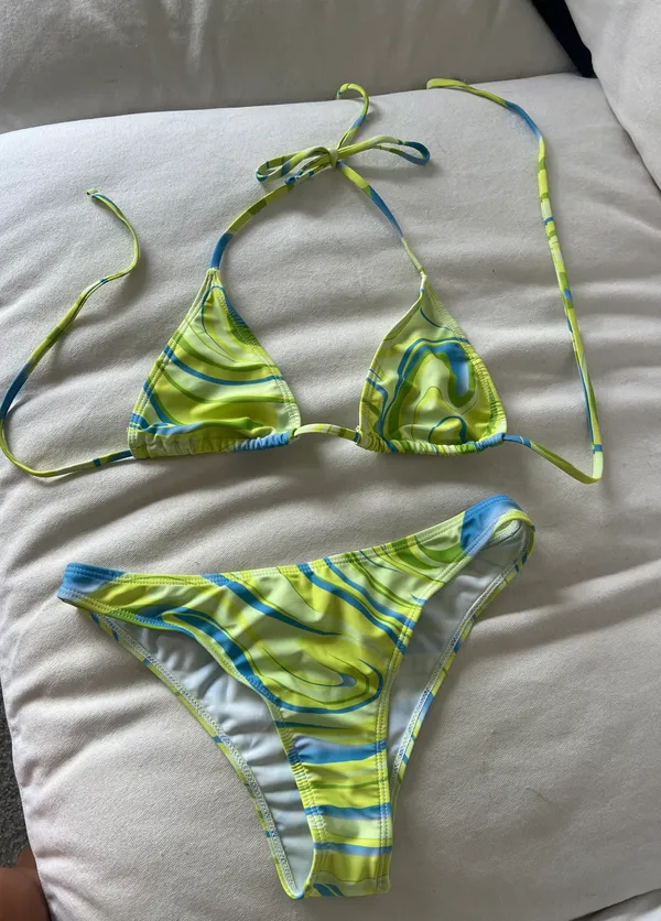 SheIn Three Piece Bikini Set - Image 2