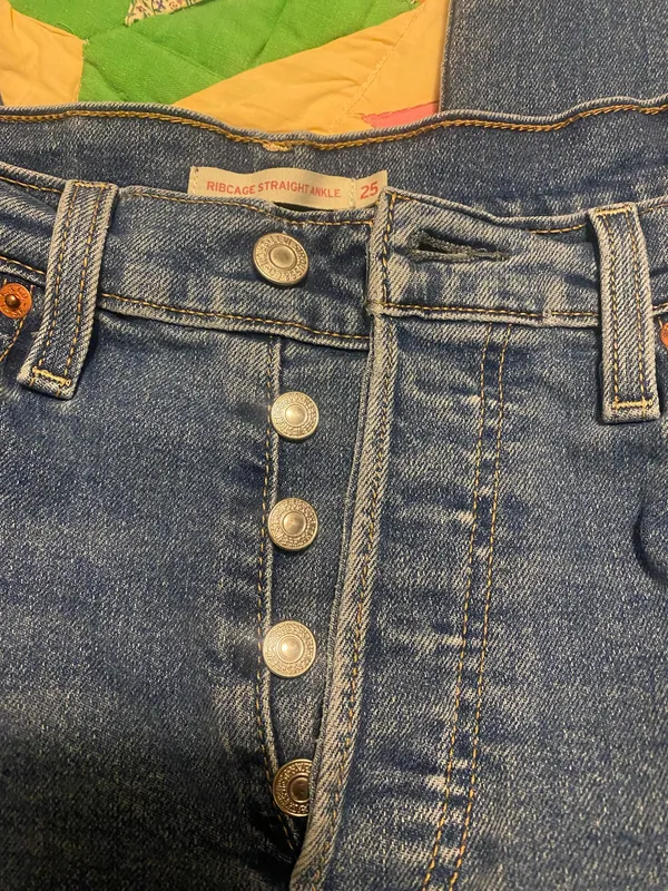 Levi’s Ribcage Jeans Straight Ankle - Image 4