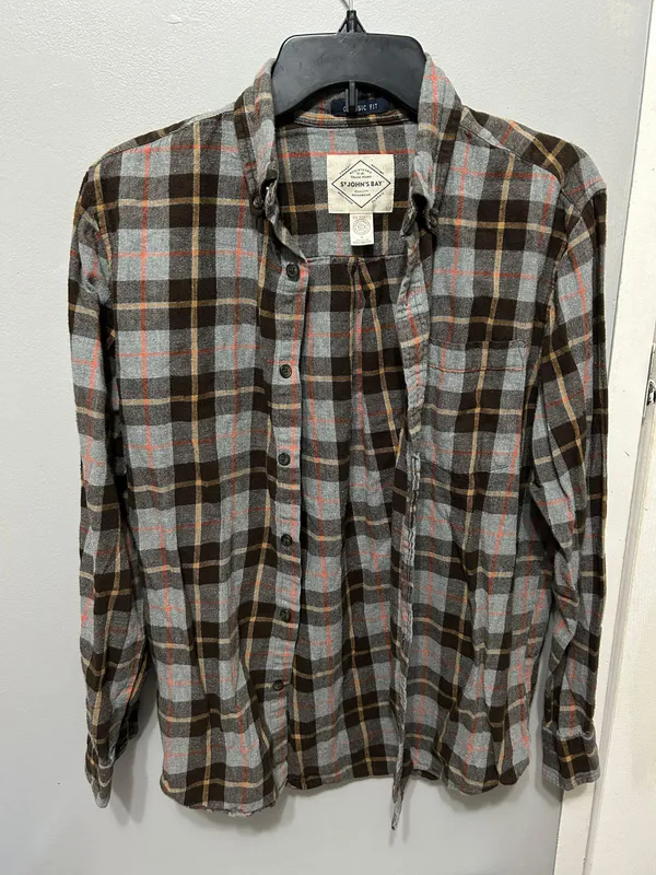 St. John’s Bay Oversized Flannel - Image 3