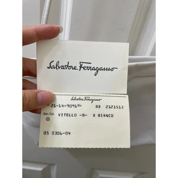 vintage white Salvatore Ferragamo Leather Crossbody Clutch Bag - Image 14
