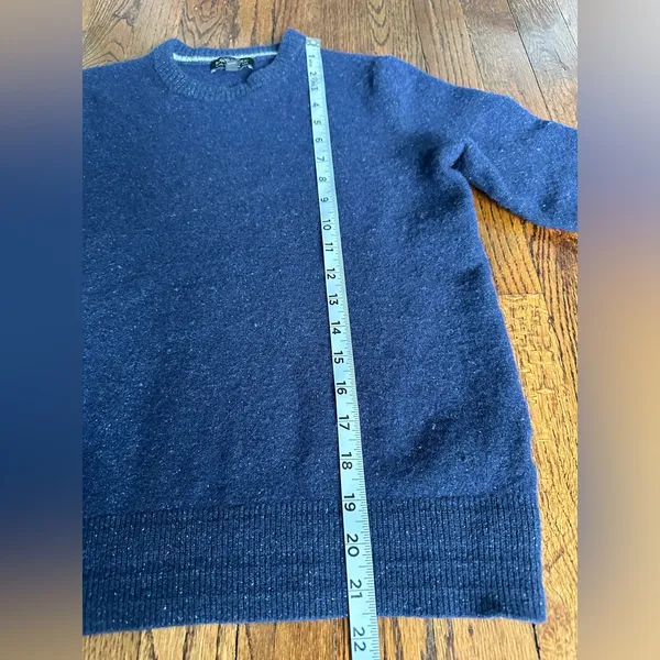 GAP Wool & Silk Mix Crewneck Sweater Medium M - Image 6