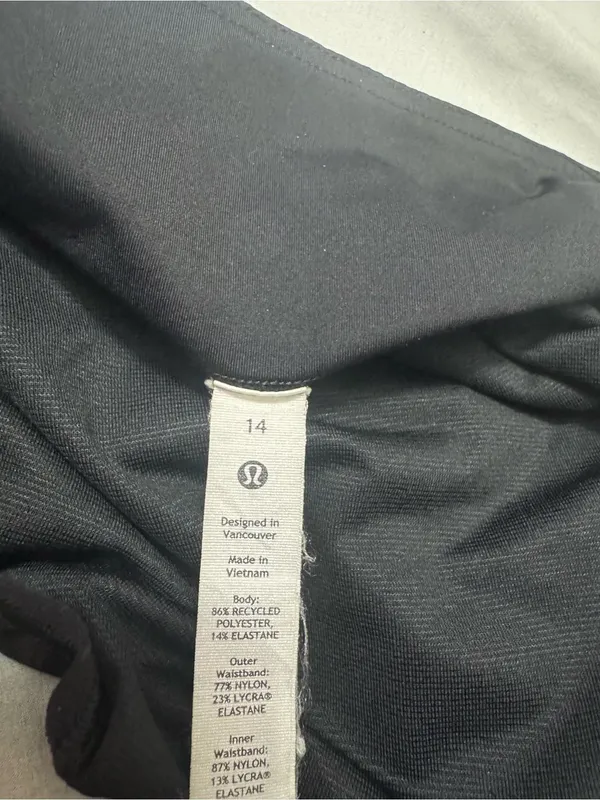 Lululemon Speed Up Shorts - Image 6