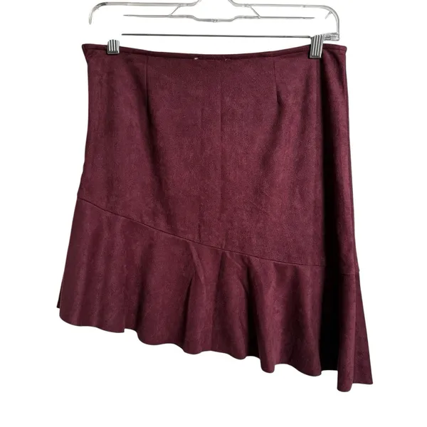 Charlotte Russe Burgundy Faux Suede Flounce Skirt Asymmetrical NWT Small Western - Image 6