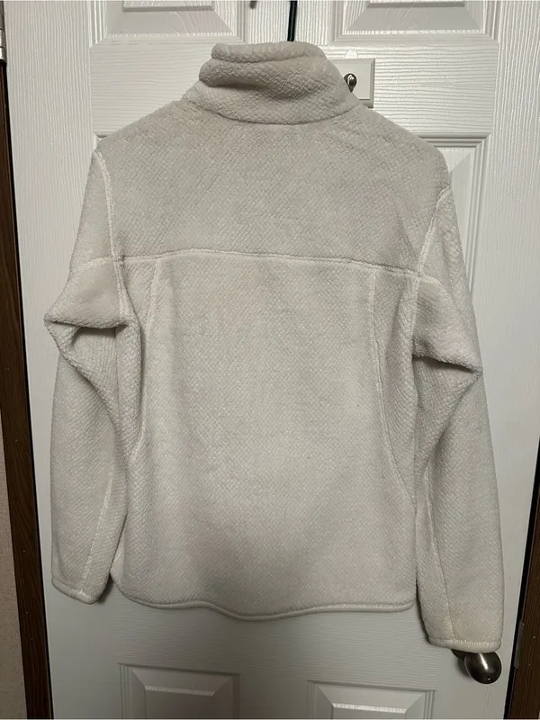 Patagonia Cream Teddy Fleece Pullover with Tan Chest Trim - Image 5
