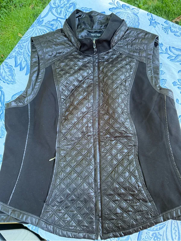 White House Black Market Women's Black Full Zip Collared Vest Mid-Length XL - Image 6