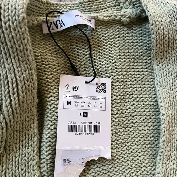 Green gem Button-Up Cardigan never worn - Image 4