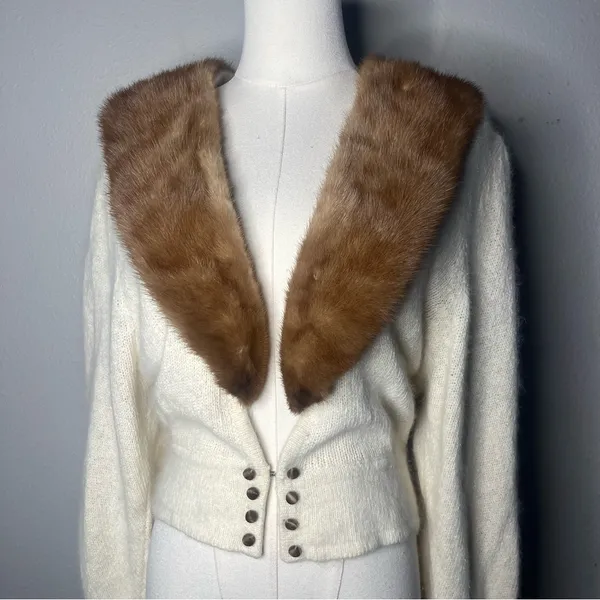 Vintage Linden O Fur Collar Silk Knit Cardigan Sweater Luxury Grandma Chic - Image 3