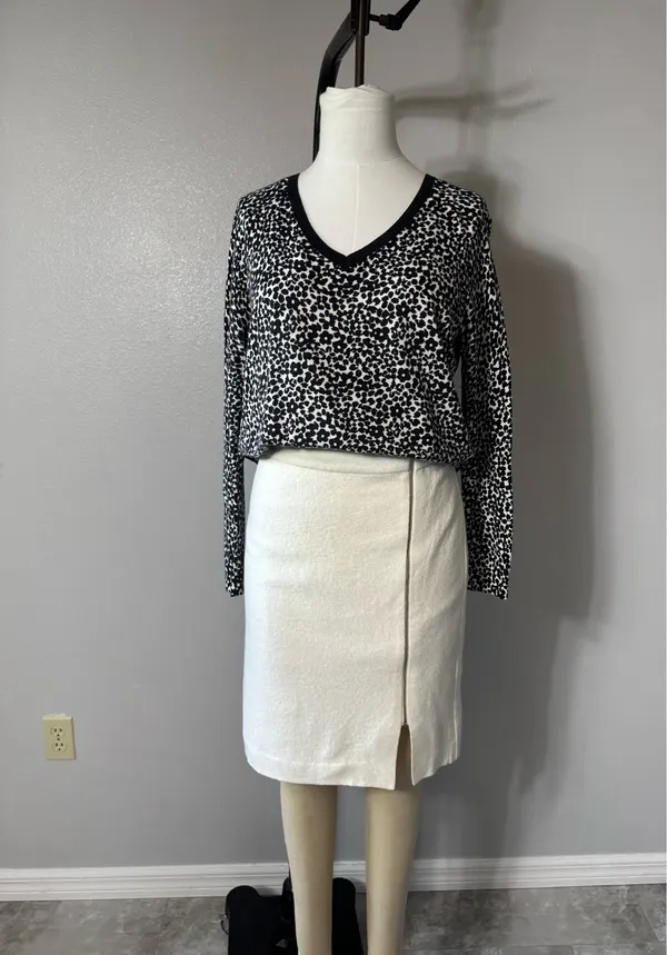 Ann Taylor Womens Blouse Size M Flowers Long Sleeve Lightweight Cotton Blend - Image 7