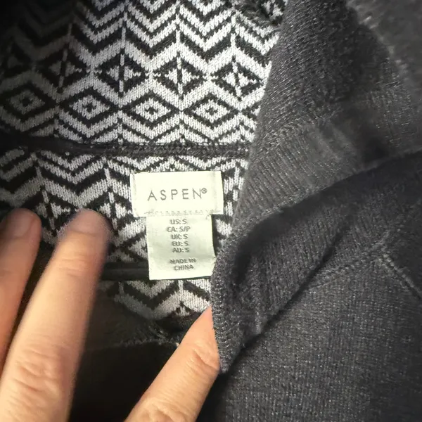Aspen‎ Women's Charcoal Gray Fair Isle Pattern Hoodie Sweatshirt Size S Outdoor - Image 4