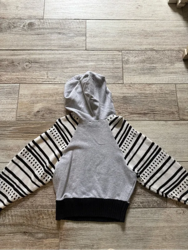 Urban Outfitters Knit Sweater Hoodie Sweatshirt - Image 4