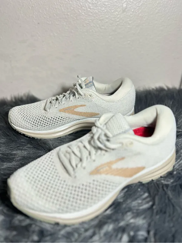 BROOKS REVEL 2 Running Shoes Cream Champagne Shimmer Women’s Size 8.5 - Image 7