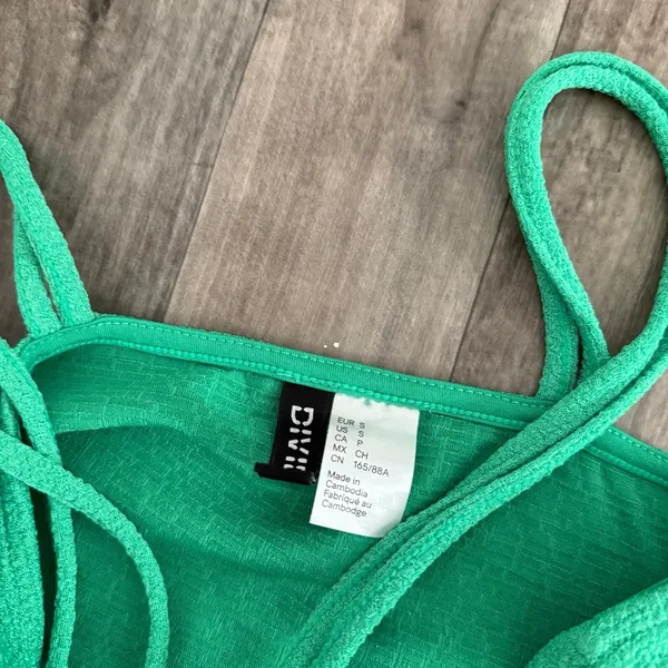 ZARA Divided green bodycon mini dress with thigh slit - Image 5