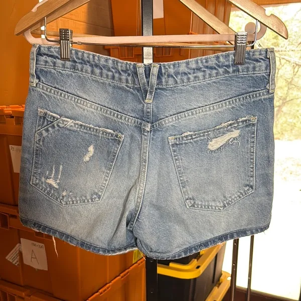 Free People We The Free Distressed Denim Shorts Size 28 Raw Hem Mid Rise Boho - Image 7