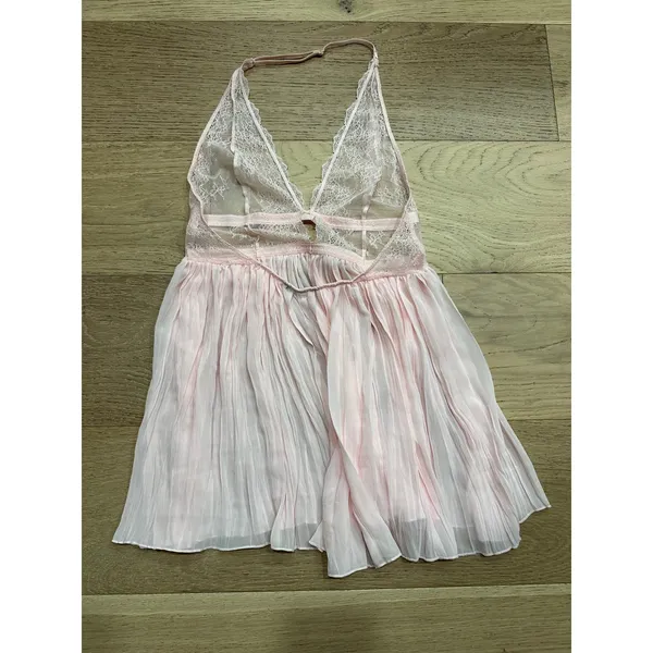 VTG Victoria's Secret Baby Pink Pleated‎ Chiffon & Lace Halter Babydoll - Image 2