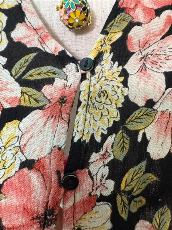 Billabong Black Floral Tie-Front Button-Down Shirt - Image 3