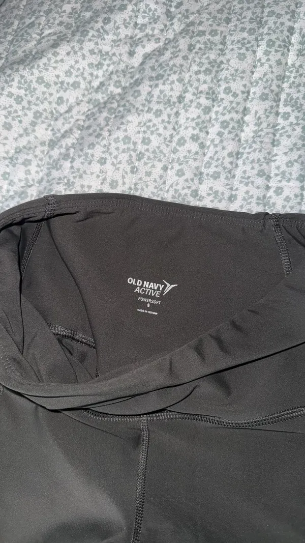 Old Navy Powersoft High-Rise Leggings - Image 3