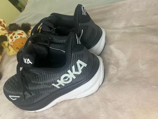Hoka One One Clifton 9 Women's Running Shoes Sneaker Size 8 - Image 3