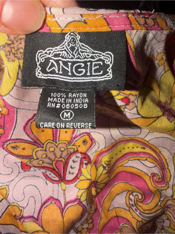 NWT Angie Paisley Floral Groovy Hippie Knot Front Crop Top Size Medium. - Image 6