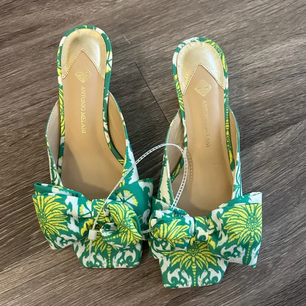 Antonio Melani Alora Royal Palm Print Bow Detail Slide Sandal Kitten Heels - Image 3