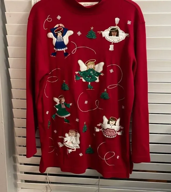 Angel Christmas sweater size medium Red - Image 5