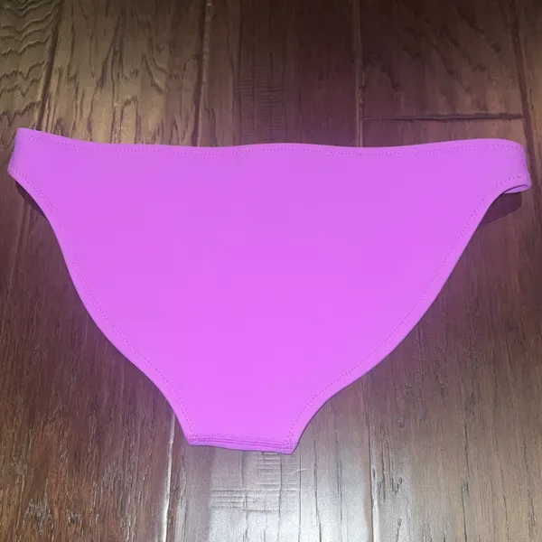 NWOT Triangl Swimwear Purple Neoprene Cheeky Bikini Bottoms Size Large - Image 5