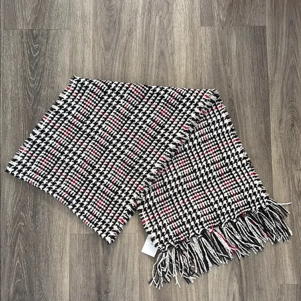 Style & Co. Houndstooth Fringe Scarf - Image 2