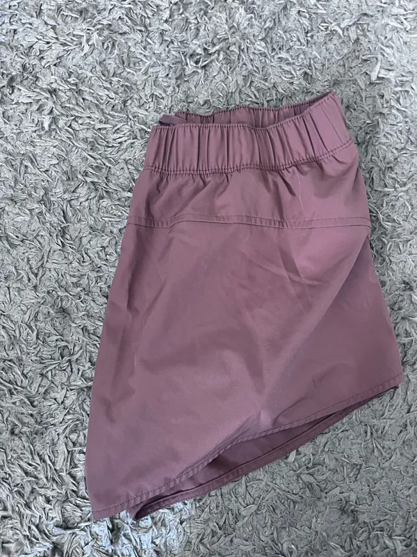 Old Navy Athletic Shorts - Image 3
