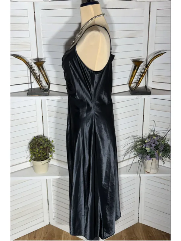 Black satin slip dress ruched front sweetheart cocktail whimsigoth punk alt sz M - Image 3