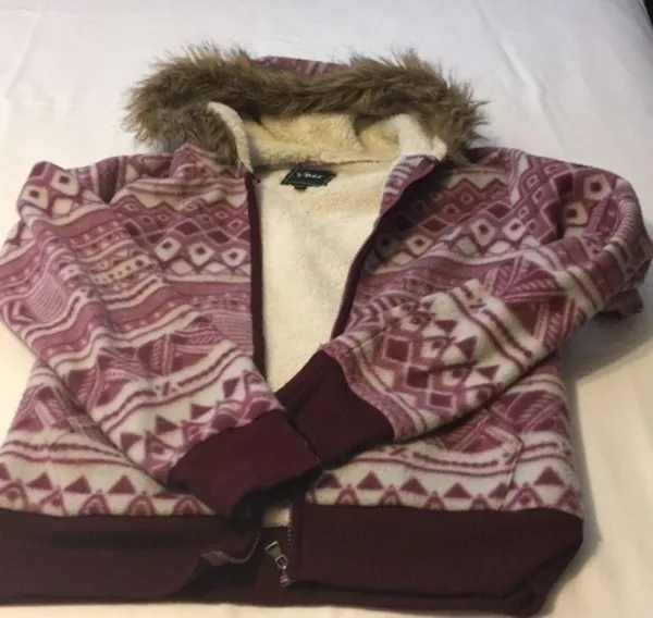 YMI  Ladies  JACKET. L - Image 8