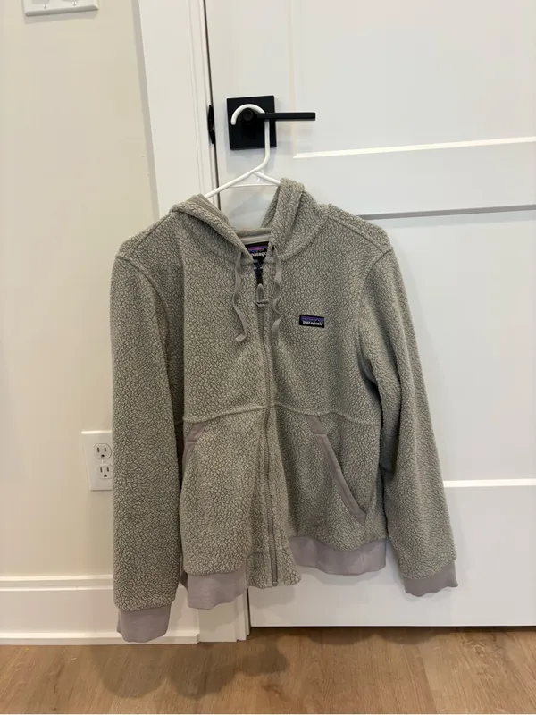 Patagonia hooded Zip Up Sherpa Jacket - Image 2