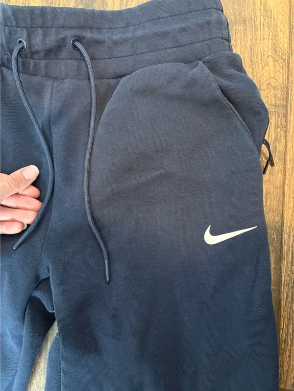 Navy Nike Sweatpants - Image 3