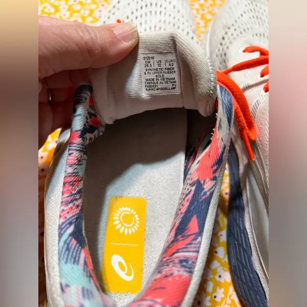 ASICS running shoes, fun colors, great support in shoes, gently worn, size 10 - Image 8